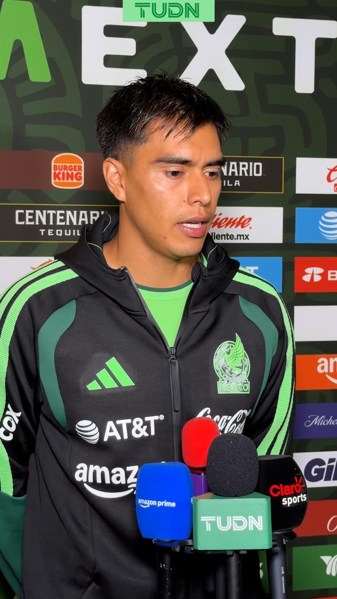 ¡Chivahermano orgulloso! Tala recuerda que la base del Tri es de Chivas