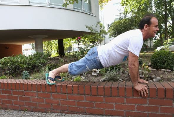 Son muchos los factores que aumentan el riesgo de padecer diabetes tipo 2: el sedentarismo y la mala alimentacion, son algunos de ellos.