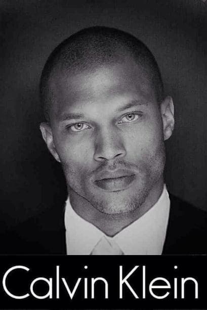 Hoy Jeremy Meeks está en boca de todas y todos no por sus crímenes sino por sus atributos físicos. Una fama de la que probablemente él ni se ha enterado.