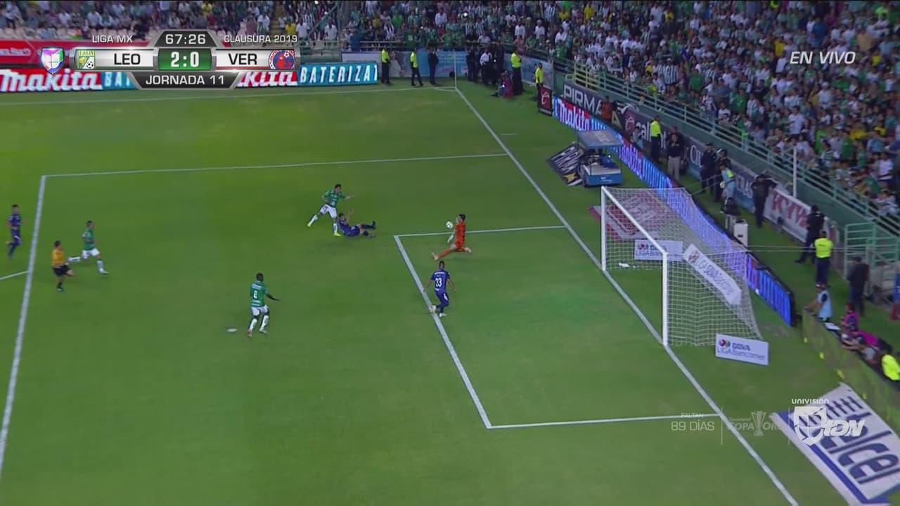 ¡Qué atajada de Jurado!