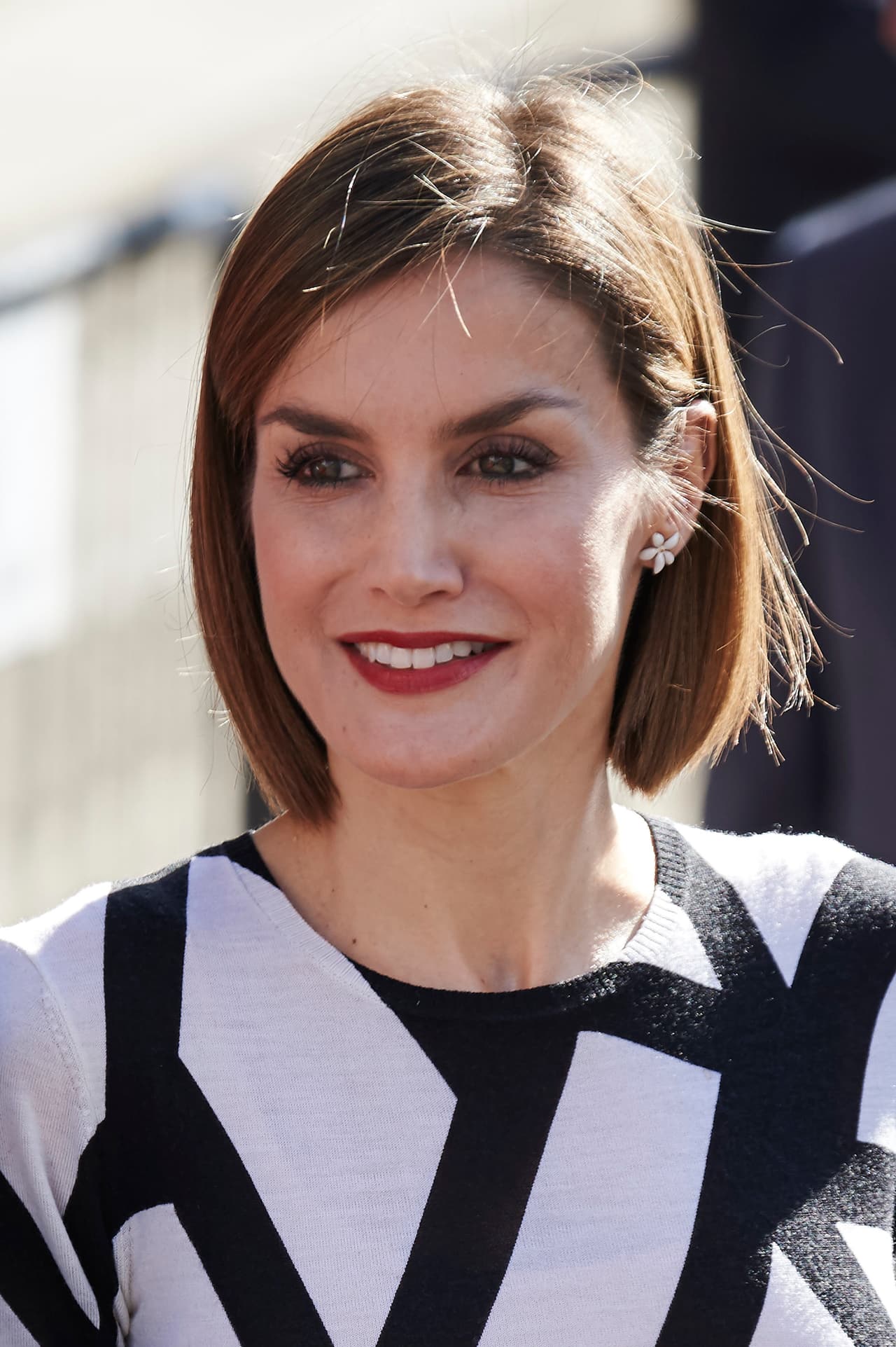 Reina Letizia de España. Su pasado antes de llegar al trono incluye un divorcio y una exitosa carrera como periodista. Trabajó para CNN+ y Televisión Española como presentadora.