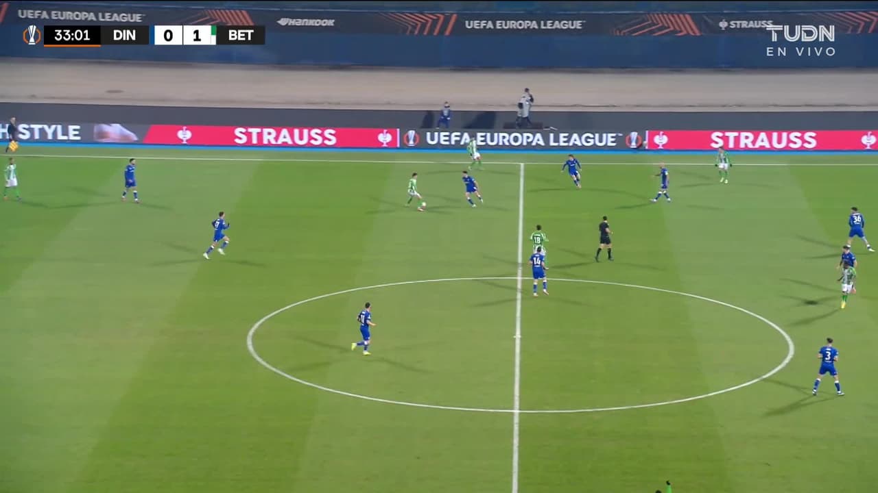 ¡GOL!  anota para Real Betis. Rodrigo Riquelme