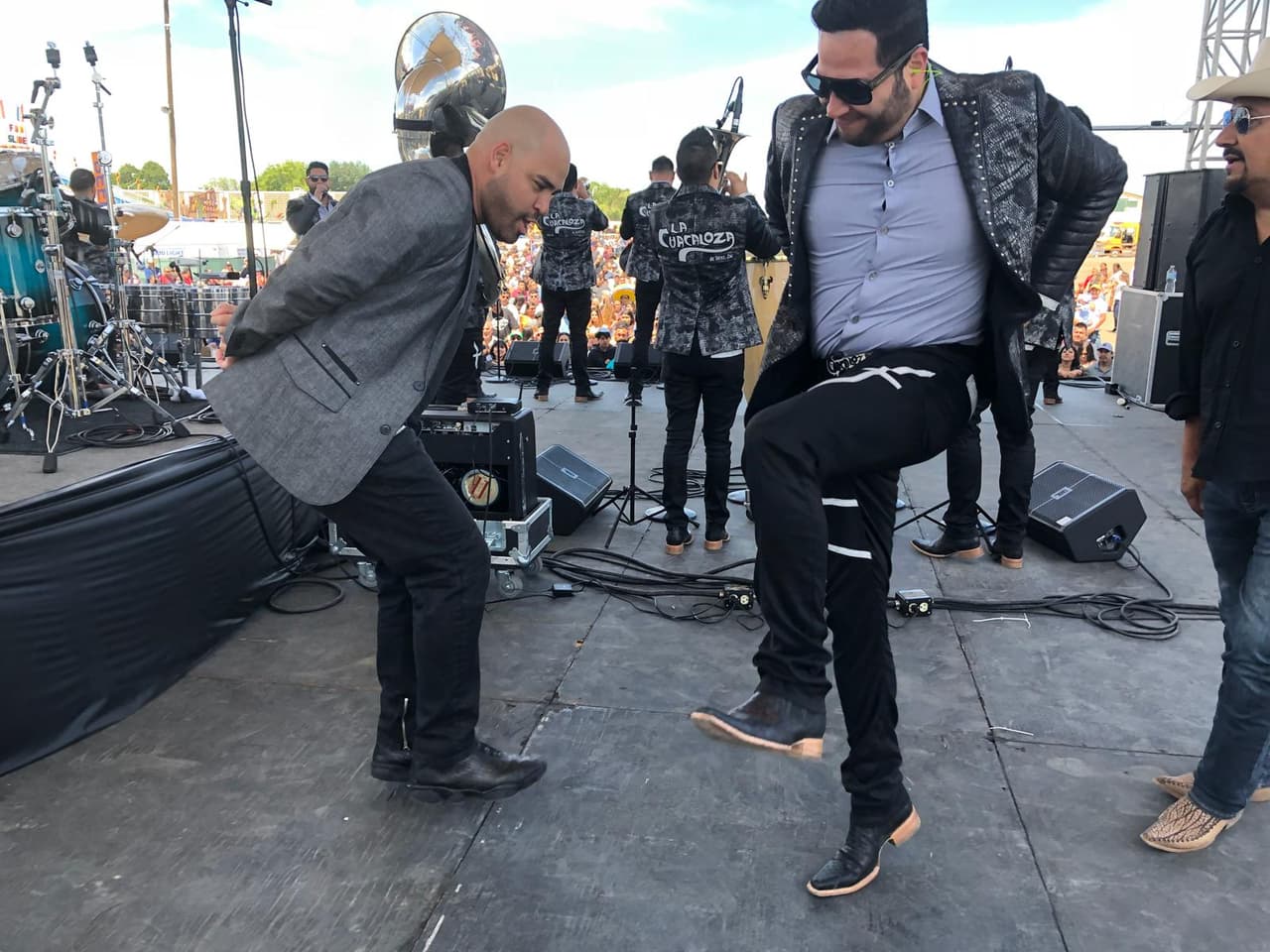 ¡Y así se le zapatea en mi tierra, Compa!