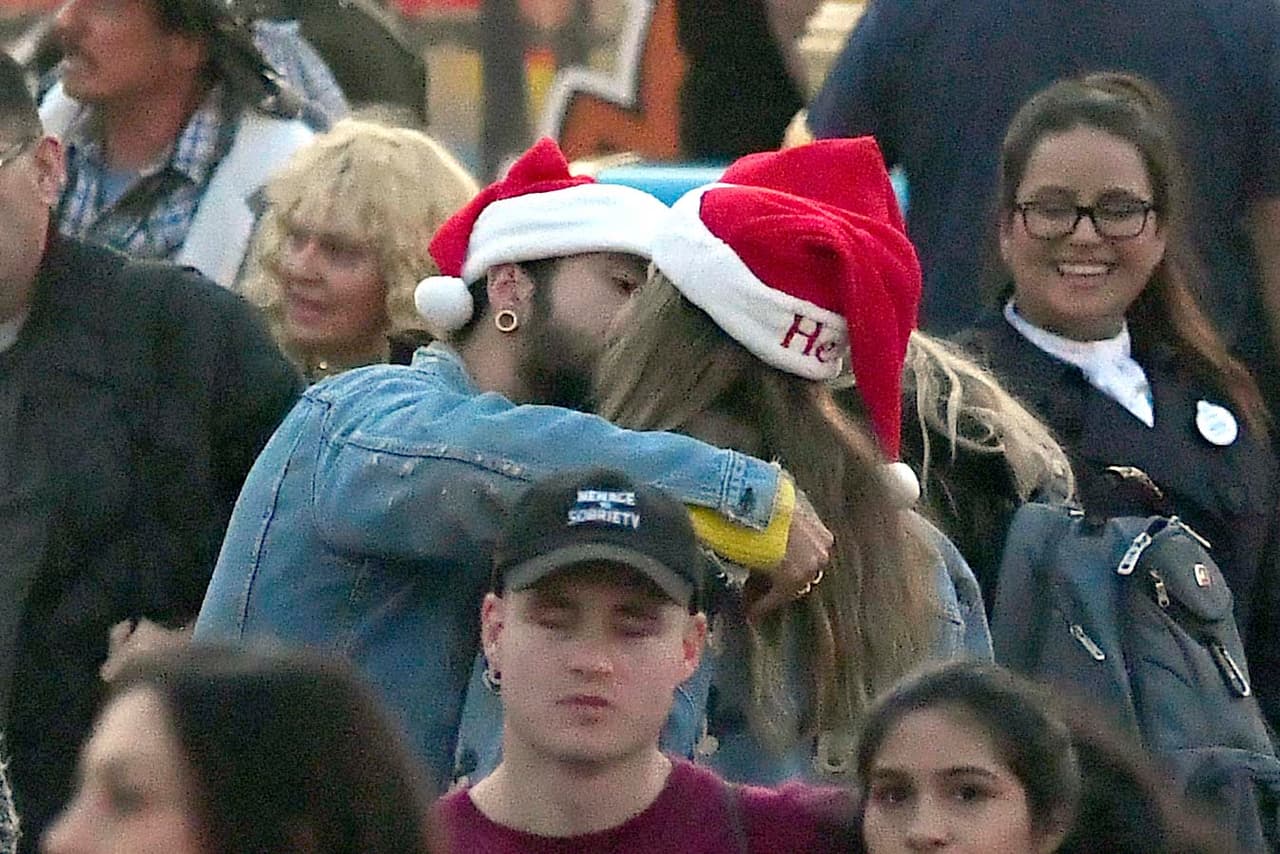 La propuesta se llevó a cabo en el famoso parque de diversiones que es conocido como 'el lugar más feliz del mundo', según informaron algunos 
<a href="https://www.infobae.com/america/entretenimiento/2018/12/24/heidi-klum-se-comprometio-con-su-novio-de-29-anos-en-vispera-de-navidad/">medios de comunicación</a>.