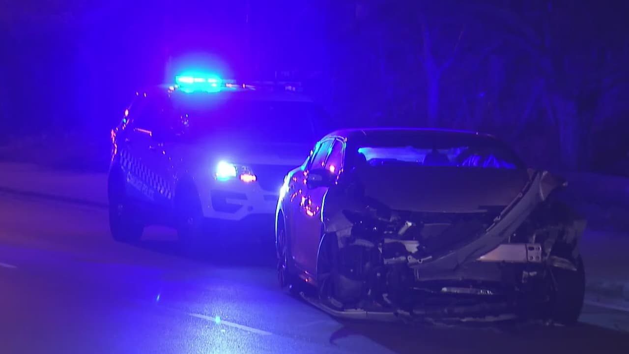 Persecución y choque vehicular en autopista Dan Ryan tras robo a mano armada