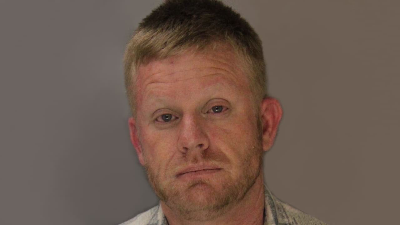 Acusan a hombre de California de violar a una niña de 12 años que conoció en un sitio de citas para adultos