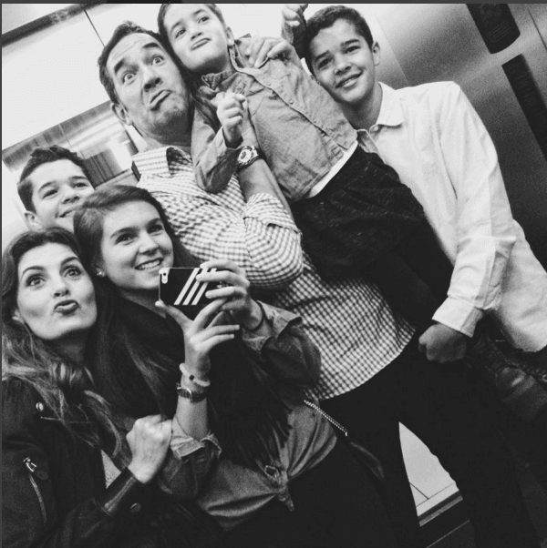 Mayrín se la pasa presumiendo en las redes sociales cuán felices están y no es para menos.