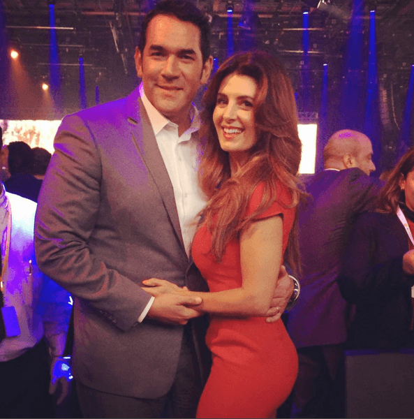 Al poco tiempo de su separación con 
<b><a href="http://www.univision.com/temas/susana-gonzalez">Susana</a></b>, el actor encontró el amor al lado de su compañera de telenovela, 
<b><a href="http://www.univision.com/temas/mayrin-villanueva">Mayrín Villanueva</a></b>.