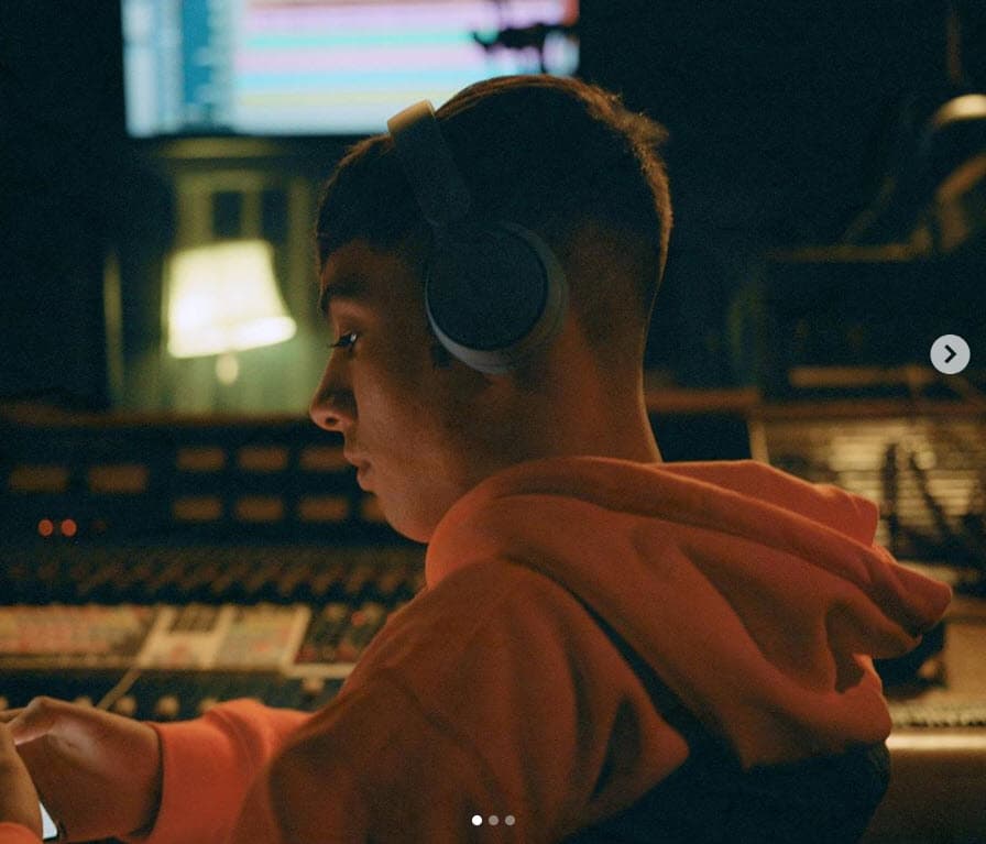 "
<b>Soy una persona que defiende su música</b> y que la va a seguir defendiendo hasta el día de su muerte. Lamentablemente pasaron varios malentendidos", añadió 
<br>