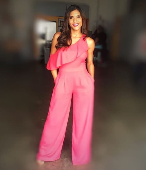 Francisca Lachapel luce espectacular con este modelito inspirado en uno que usó Lucero para 'La Reina de la Canción'.