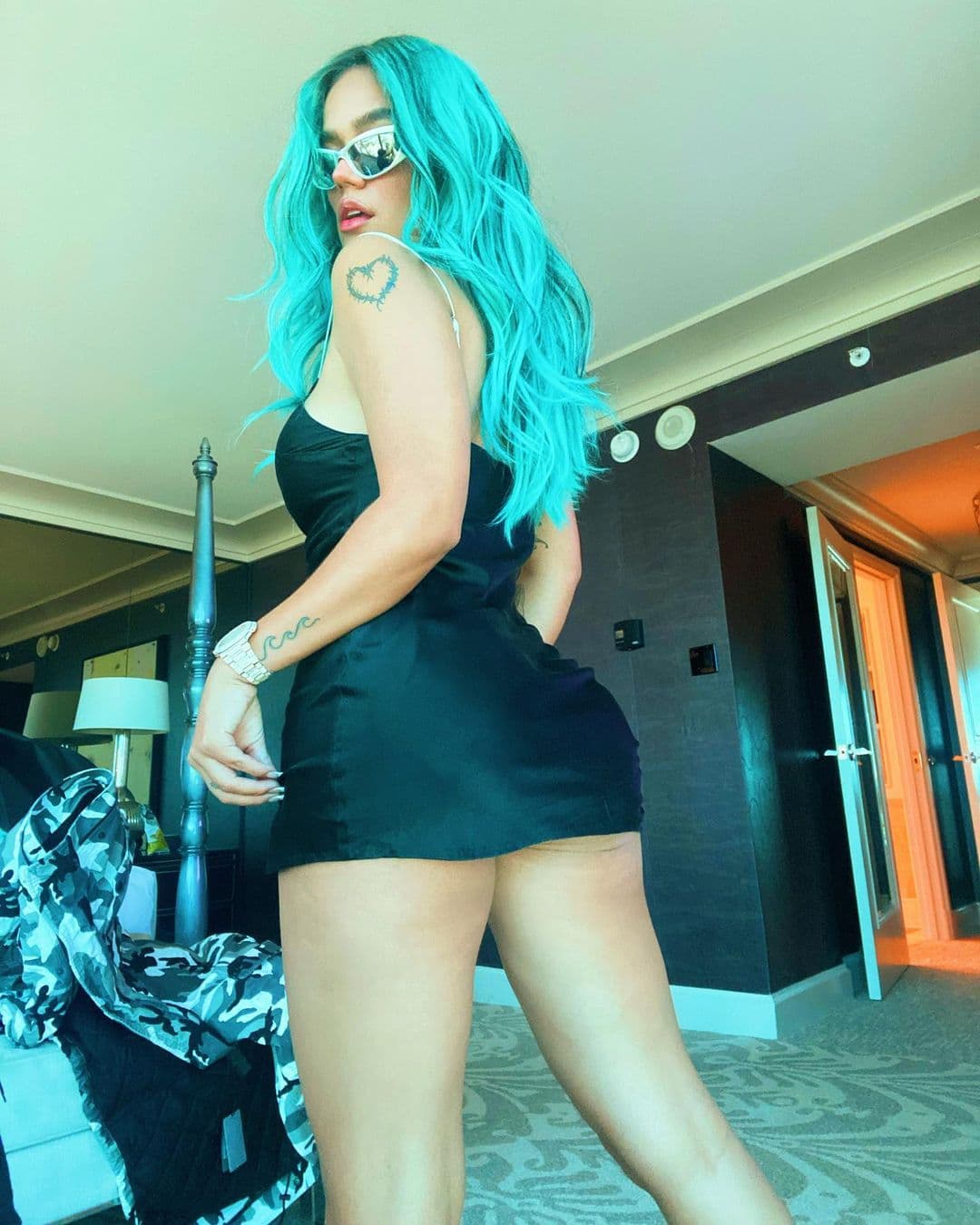 La Baby está lista para el concierto. Así tituló Karol esta imagen que publicó en Instagram previo al concierto del grupo Aventura en Nueva York, en septiembre del 2021.