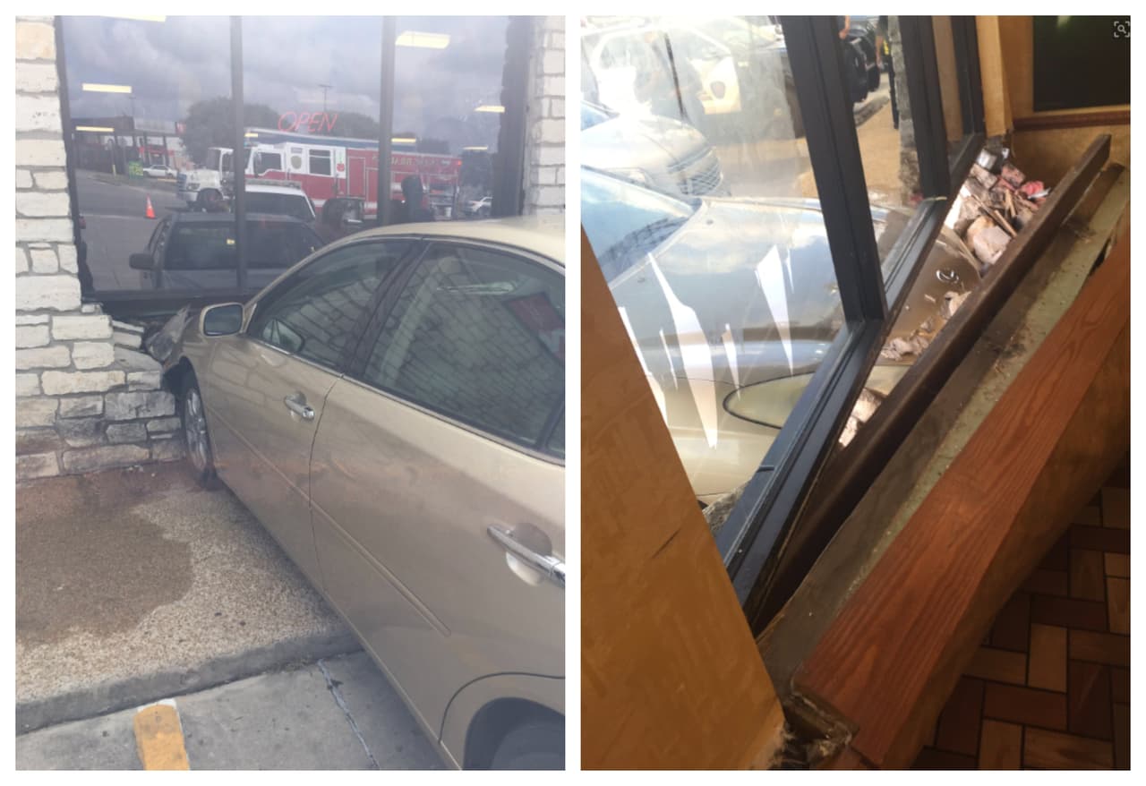 Vehículo impacta restaurante de cómica rápida en New Braunfels 