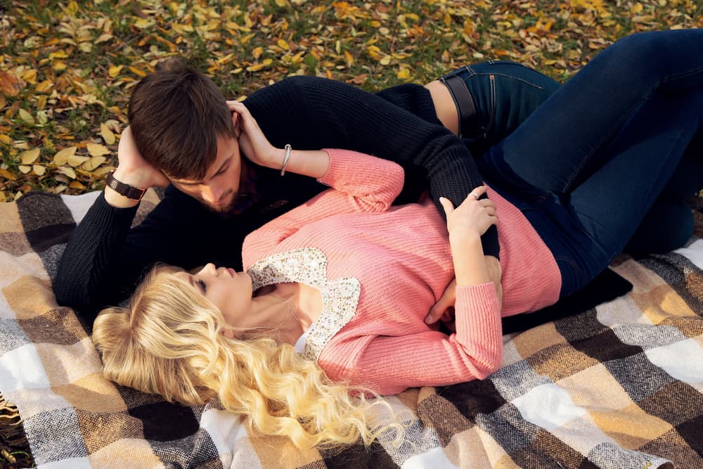 <b>Aries</b>
<br>
<b>Venus en Aries, entusiasmo, fogosidad, intensidad</b>
<br>Período de fiesta y encuentros felices. También es tu tiempo de la libertad romántica pues este tránsito planetario en tu signo te invita a escaparte con tu pareja a un sitio íntimo, hacer algo atrevido, osado, lo que no pensaste realizar se convierte en una idea acariciada por ti que podrás vivir intensamente.