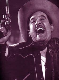 A pesar de interpretar personajes machistas, mujeriegos y alcohólicos, Pedro era no todo lo contrario, no bebía y era muy deportista.