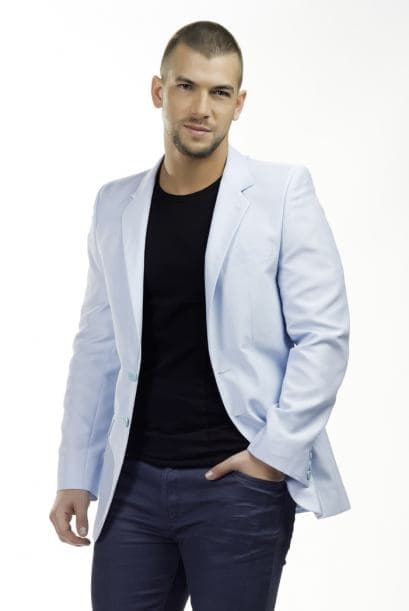 El simpático conductor no dejará escapar las reacciones de los famosos y tendrá las mejores exclusivas con Gredmarie.