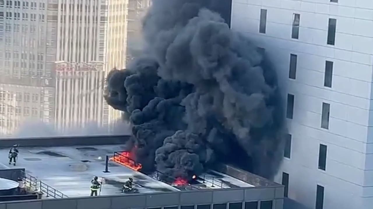 Video: Así fue el potente incendio cerca del desfile del Día de San Patricio en Nueva York