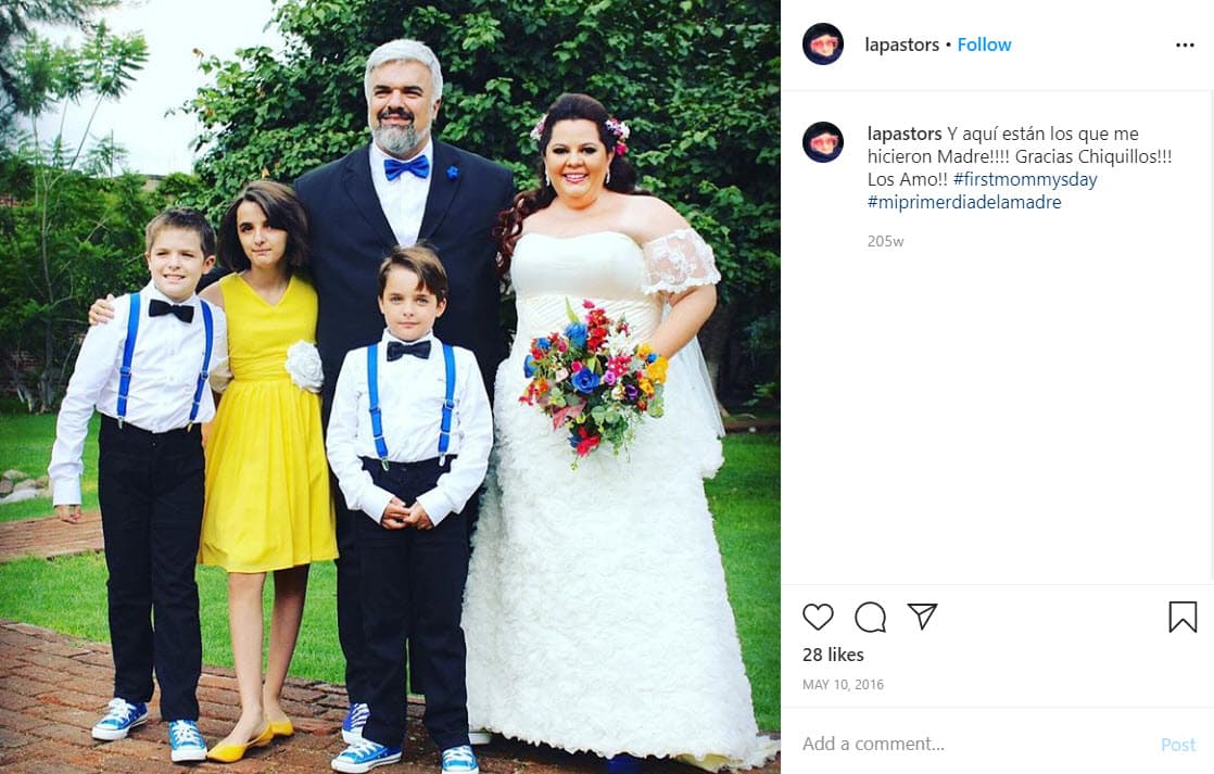 La actriz contrajo 
<b>matrimonio el 23 de agosto de 2015 con Antonio Gandía</b> y su luna de miel fue en las playas del Caribe mexicano, de acuerdo con información de TVNotas.
<br>