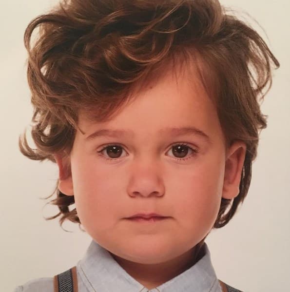 Como podemos ver, Bruce tiene una mirada muy tierna.