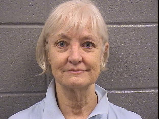 Polizona serial es detenida sin derecho a fianza y será sometida a examen psicológico
