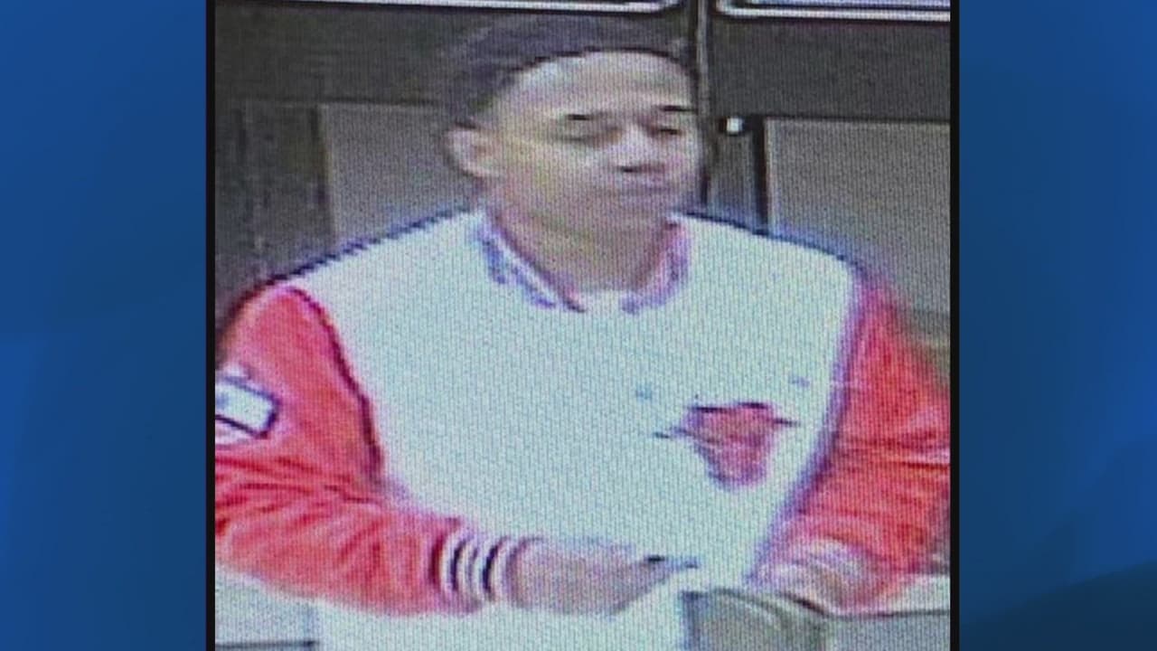 Buscan al sospechoso de robar y agredir sexualmente a una joven en el vecindario de West Town