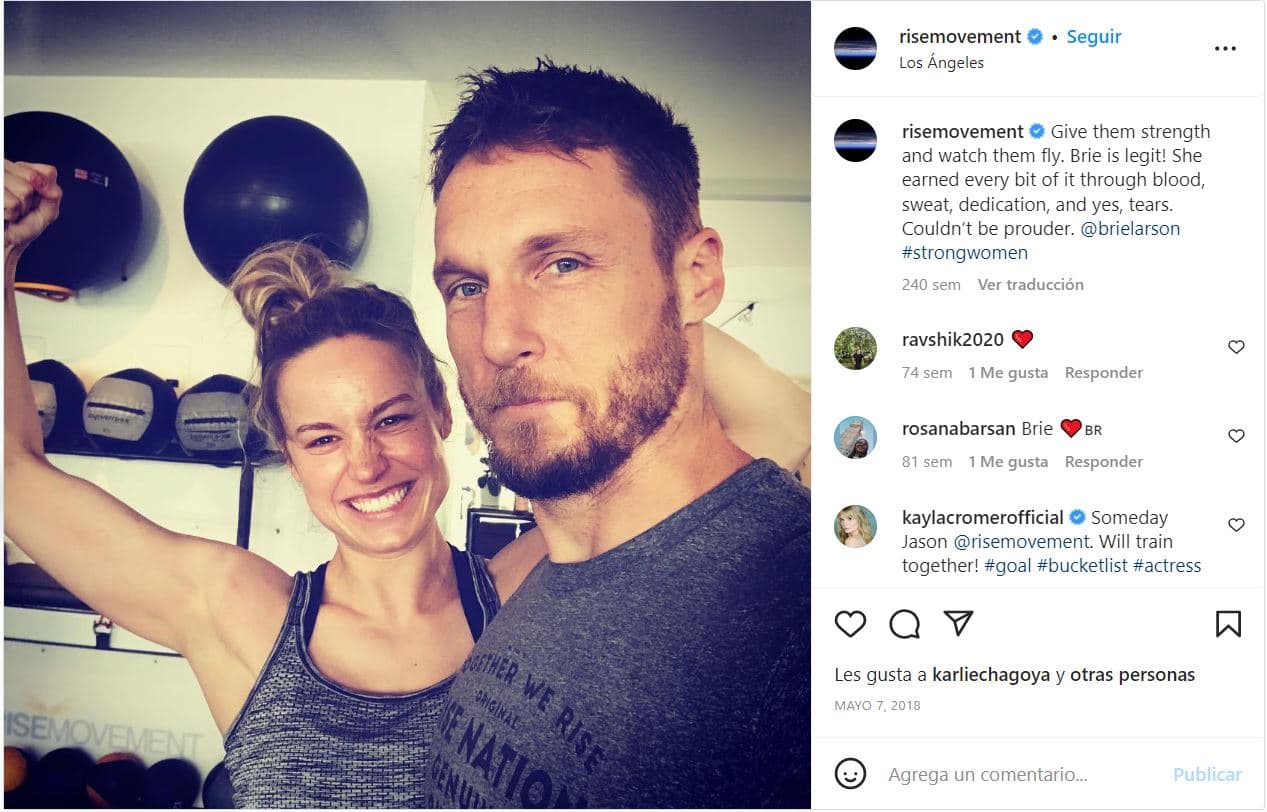 Brie Larson con su entrenador