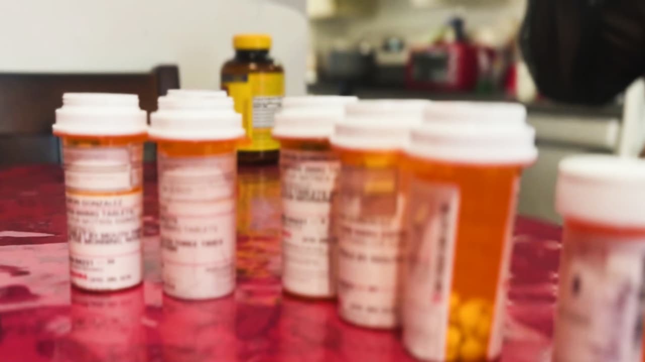 Salud mental: crece el debate por medicación psiquiátrica y electroshock en el Área de la Bahía