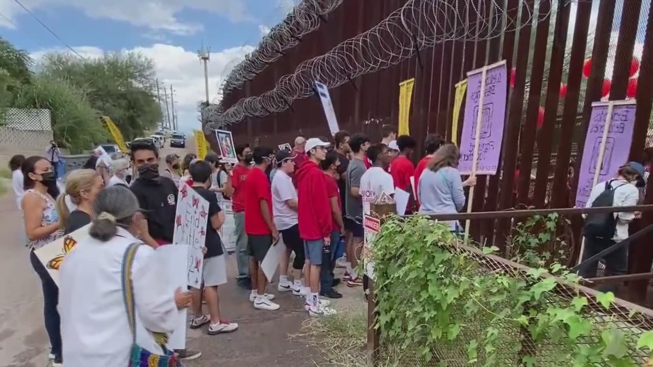 “Venimos huyendo de la delincuencia”: Familias inmigrantes piden que la administración de Biden termine con el Título 42