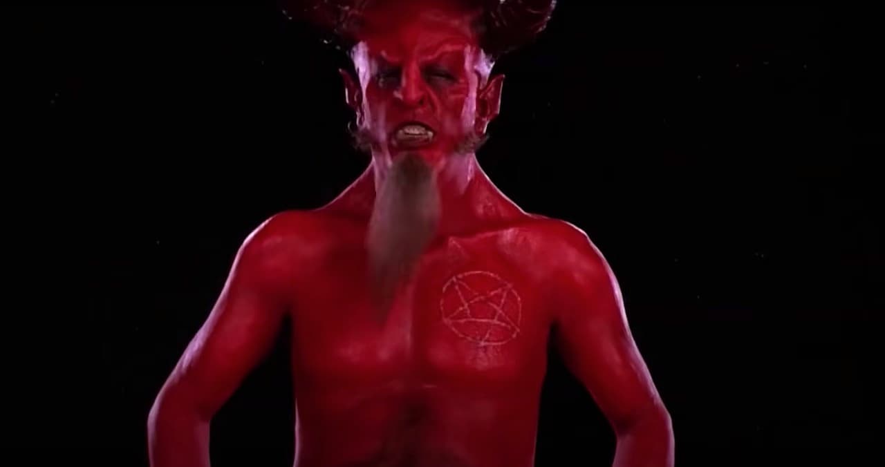 Sin embargo, no es la única cinta en la que ha aparecido Dave Grohl. El vocalista de Foo Fighters ha participado en numerosos documentales, tuvo un cameo en la película ‘The Muppets’, ‘Bill and Ted 3’ e interpretó al diablo en ‘Tenacious D in the pick of destiny’.