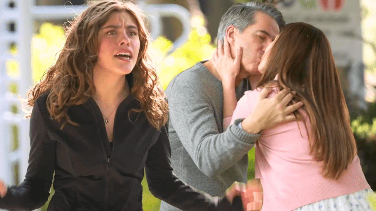 Dolores reta a Julia y todo explota | Hermanas, Un amor Compartido | Capítulo 39
