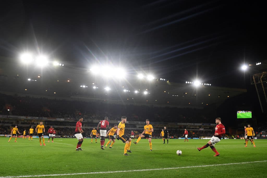El juego único por los Cuartos de Final de la FA Cup inglesa se disputó en Molineux Stadium, casa del Wolverhampton Wanderers.