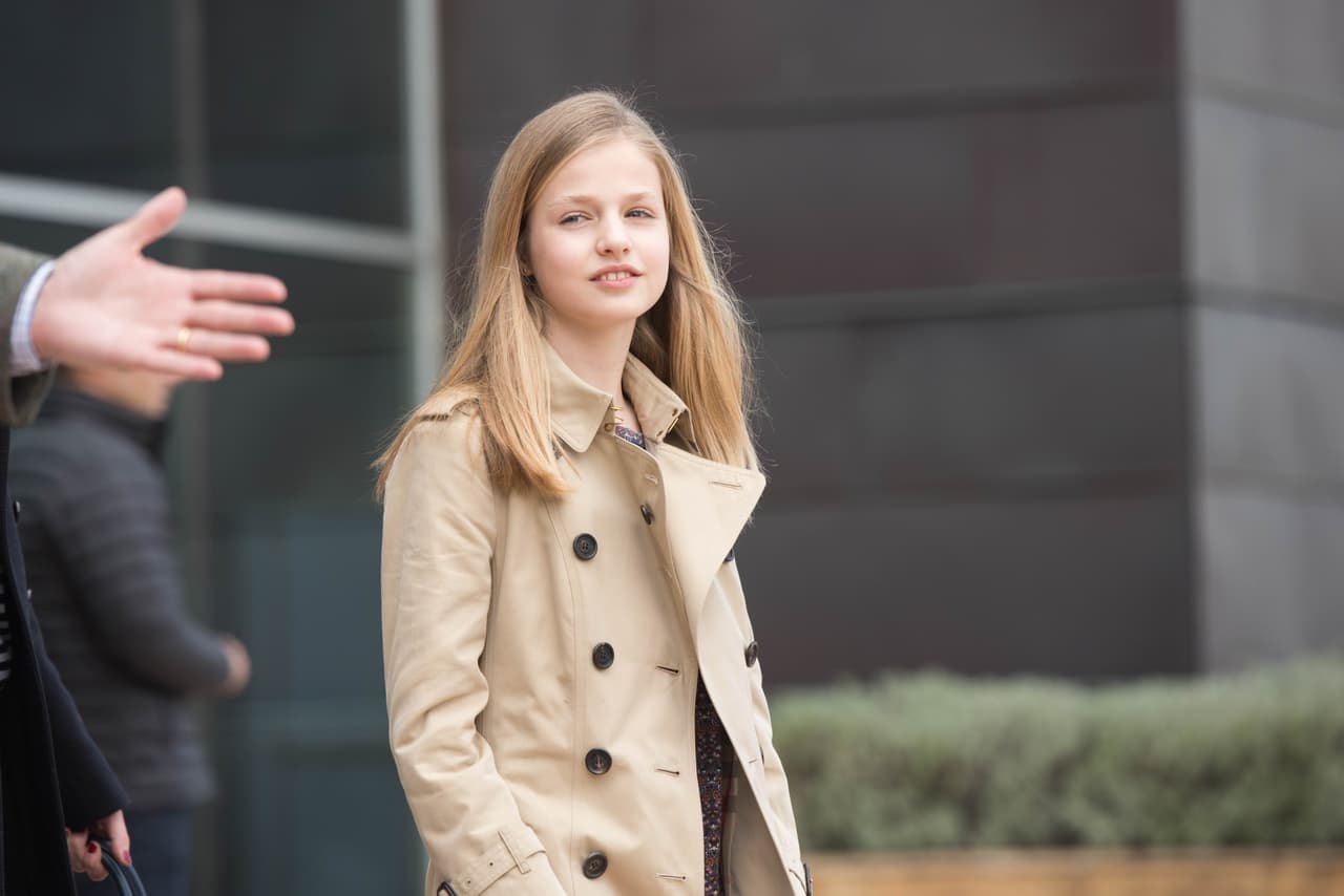 Este verano de 2019 la 
<b><a href="https://www.univision.com/famosos/la-futura-reina-de-espana-se-viene-de-summer-camp-a-eeuu-como-tus-hijos-fotos">princesa Leonor</a></b> generó en varias ocasiones titulares en los medios de comunicación más allá de las fronteras españolas.