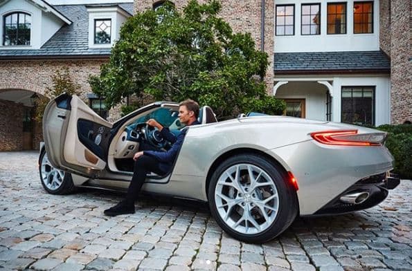 Tom Brady: su fructífera y amorosa relación con los carros