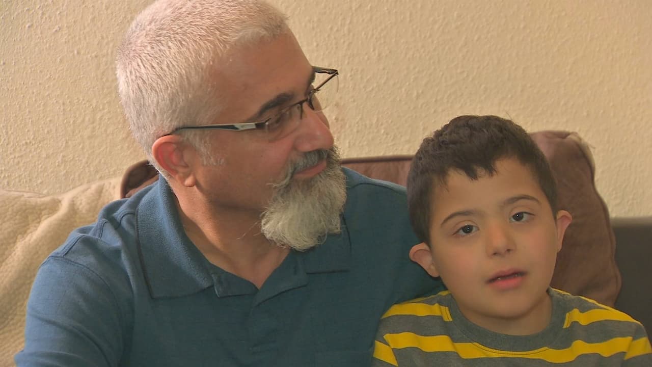 Terrorismo y acoso sexual: un padre defiende a su hijo con síndrome de Down de las acusaciones de su escuela