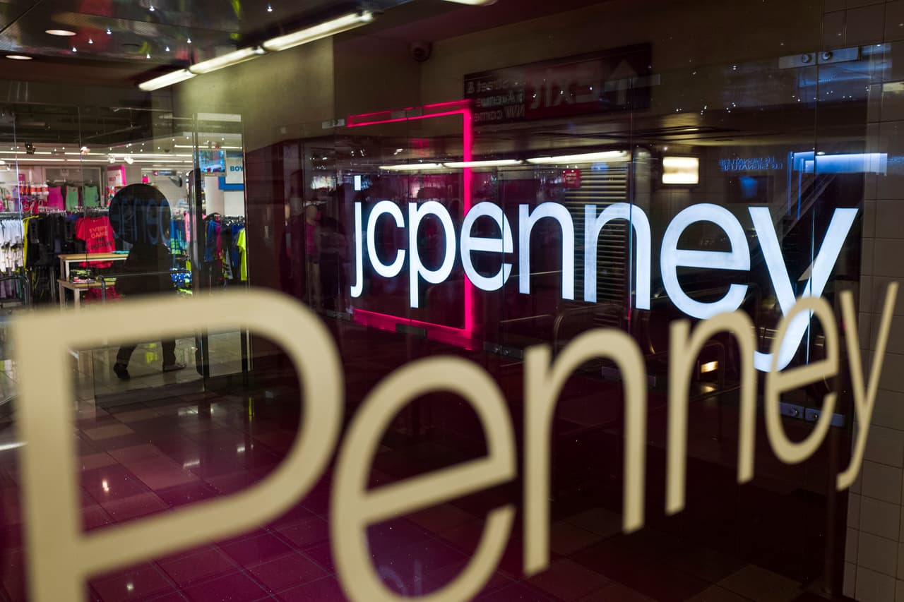 La cadena de tiendas J.C. Penney recibió la aprobación de una corte para comenzar sus ventas de liquidación, tras declararse en bancarrota.