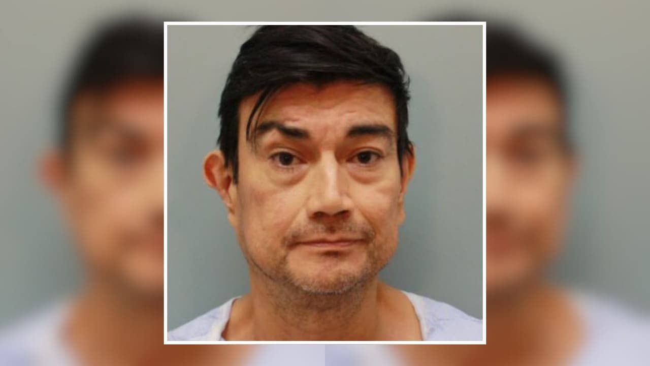 "Mamá perdió a sus dos hijos durante el Día de la Madre": Acusan a un hombre de asesinar a su hermanastro