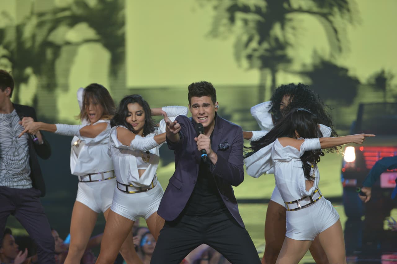 Una noche llena de emociones y muchos nervios. Los doce chicos dieron lo mejor de sí en esta primera gala en directo. Dinos cuál es tu favorito.