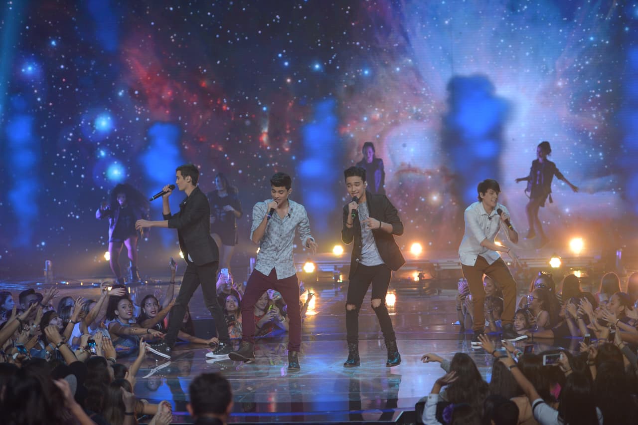 Una noche llena de emociones y muchos nervios. Los doce chicos dieron lo mejor de sí en esta primera gala en directo. Dinos cuál es tu favorito.