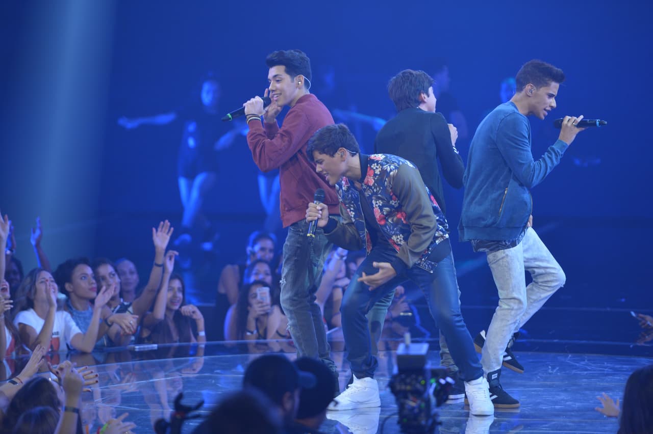 Una noche llena de emociones y muchos nervios. Los doce chicos dieron lo mejor de sí en esta primera gala en directo. Dinos cuál es tu favorito.