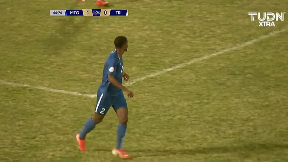 Tiro desviado de Yordan Thimon