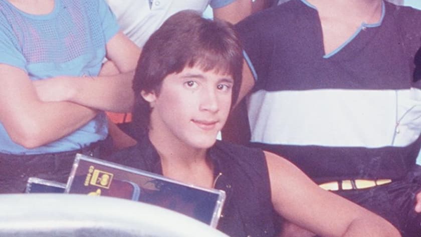 Exmiembro de Menudo denuncia que el padre de los hermanos Menéndez lo violó