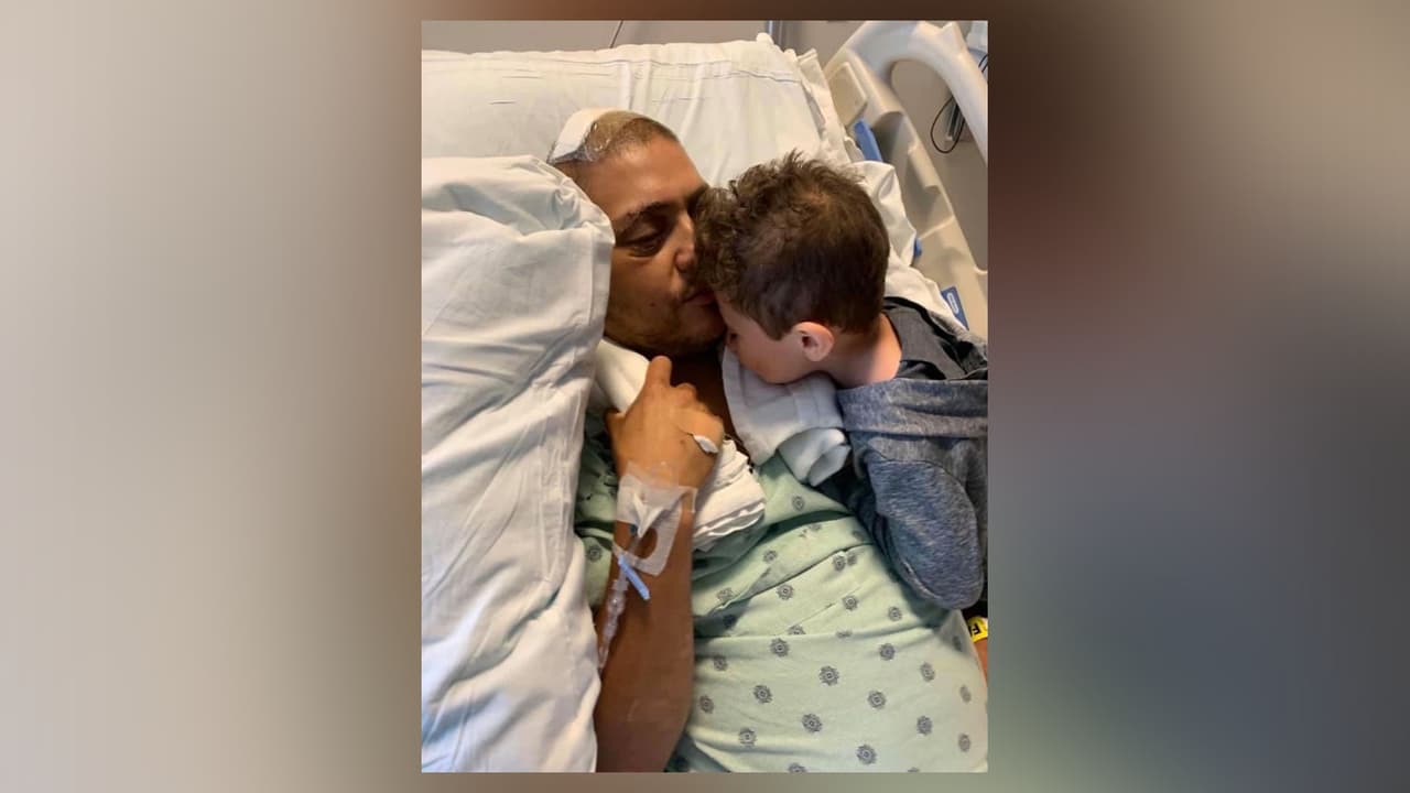 Actualizan la condición médica del oficial hispano Carlos Yáñez, compañero de la policía Ella French