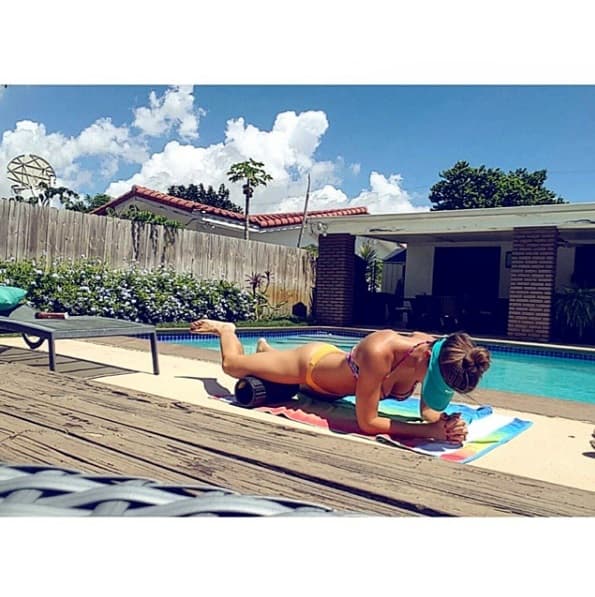 Repasa con nosotros los bikinazos más candentes de la modelo y actriz venezolana, ¿estás preparado?