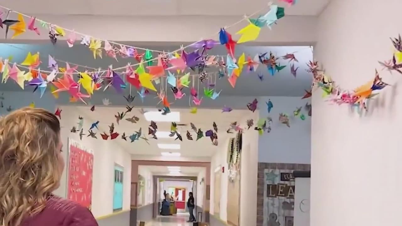 Padres de familia preocupados por la seguridad de sus hijos en el regreso a clases en Uvalde