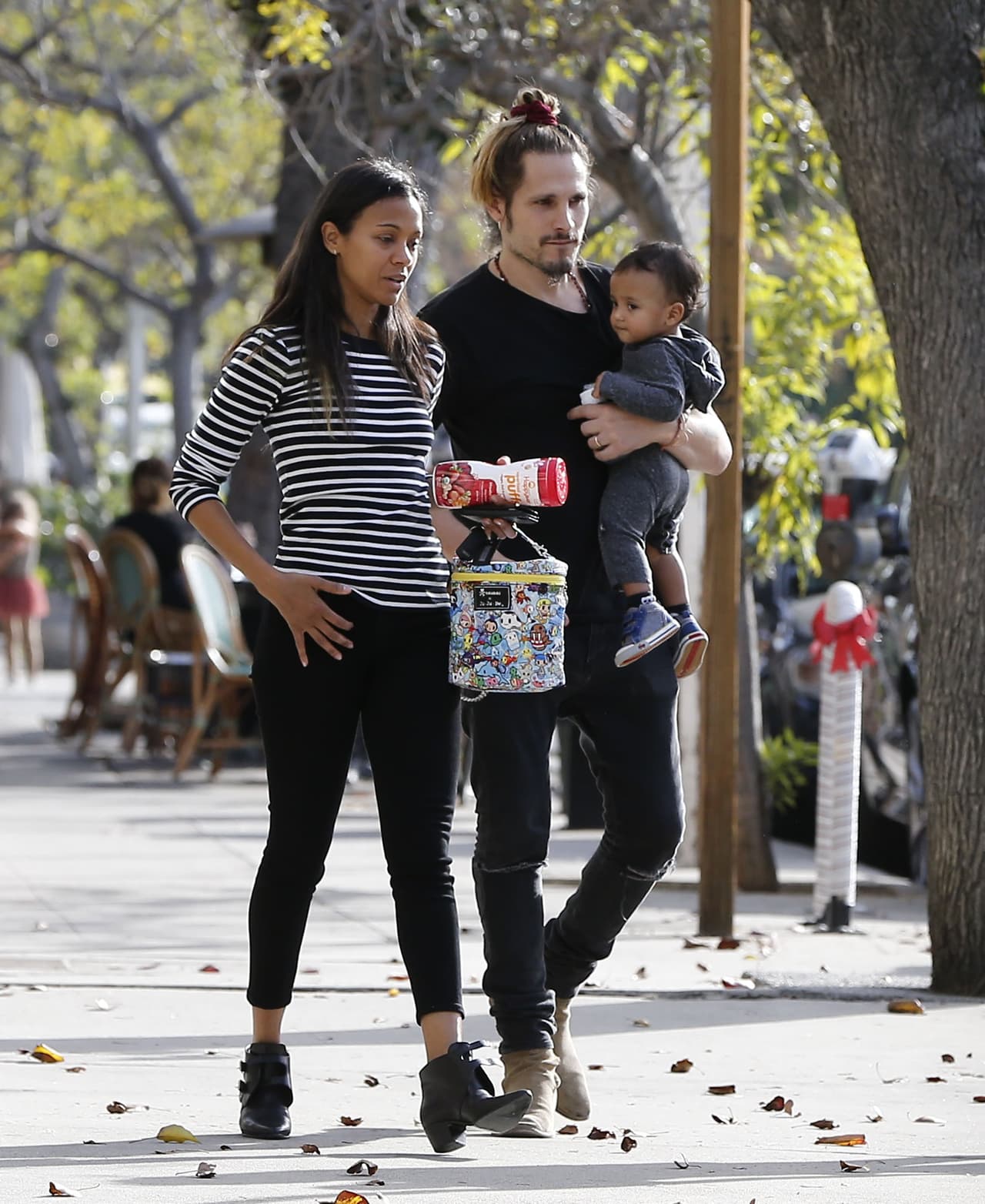 La pareja hizo buena labor altruista para otros nenes.