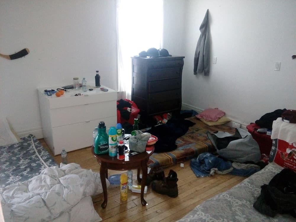 Durante una conferencia de prensa, la Policía Provincial de Ontario (OPP) dijo que los mexicanos, en su mayoría hombres, habían llegado ilegalmente a Canadá a través de una red de tráfico de personas.