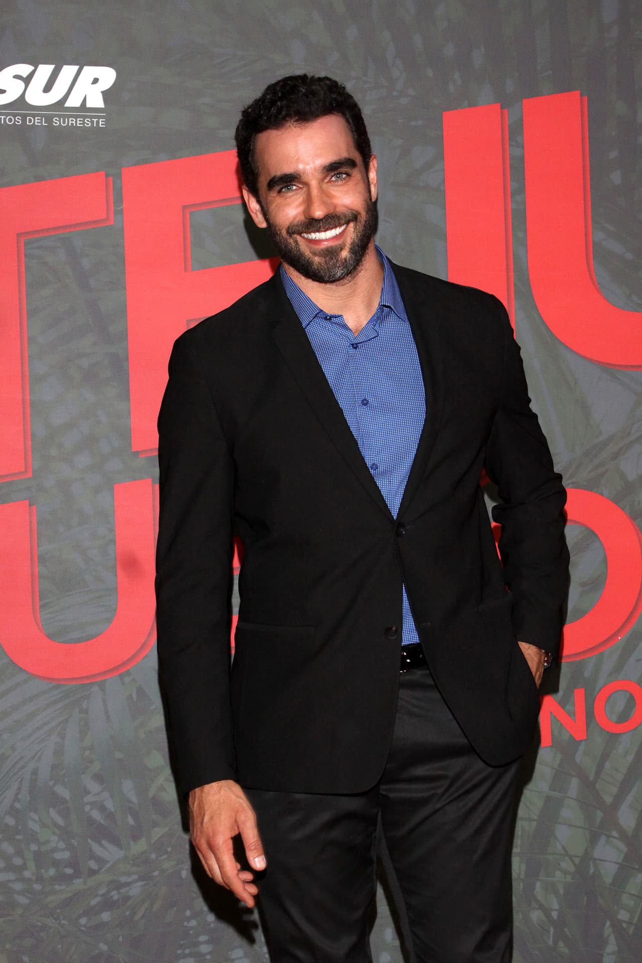 El 2 de febrero, a través de un boletín de prensa, Televisa anunció que 
<b><a href="https://www.univision.com/famosos/ariadne-diaz-dice-que-marcus-ornellas-no-es-machista-pero-algunos-de-sus-ex-si-video">Marcus Ornellas</a></b> será el encargado de formar el triángulo amoroso.
<br>