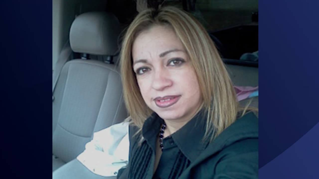 Un TV y una gota de sangre: así identificaron a sospechosa de un asesinato hace 14 años en Arlington