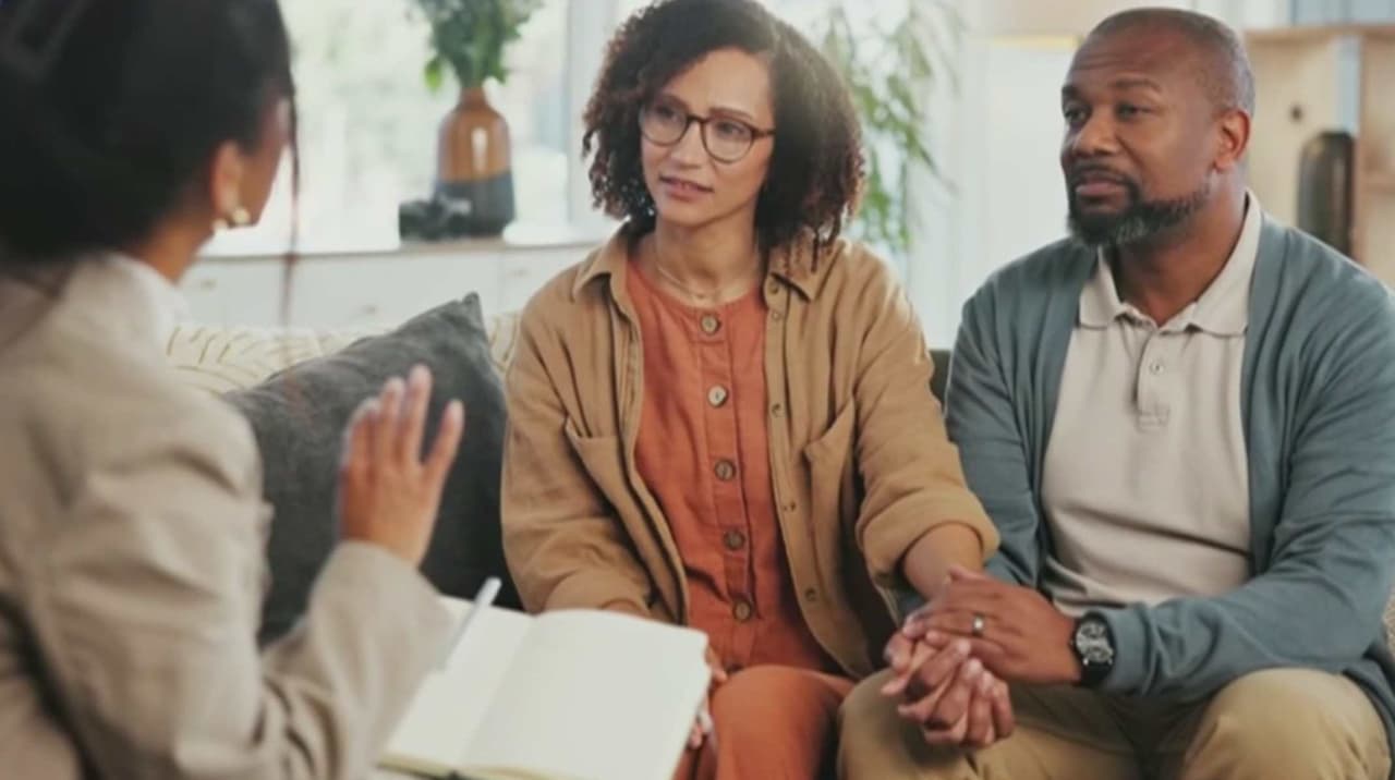 ¿El secreto de la longevidad? ¿Cómo el matrimonio reduce el riesgo de cáncer en hombres hispanos?