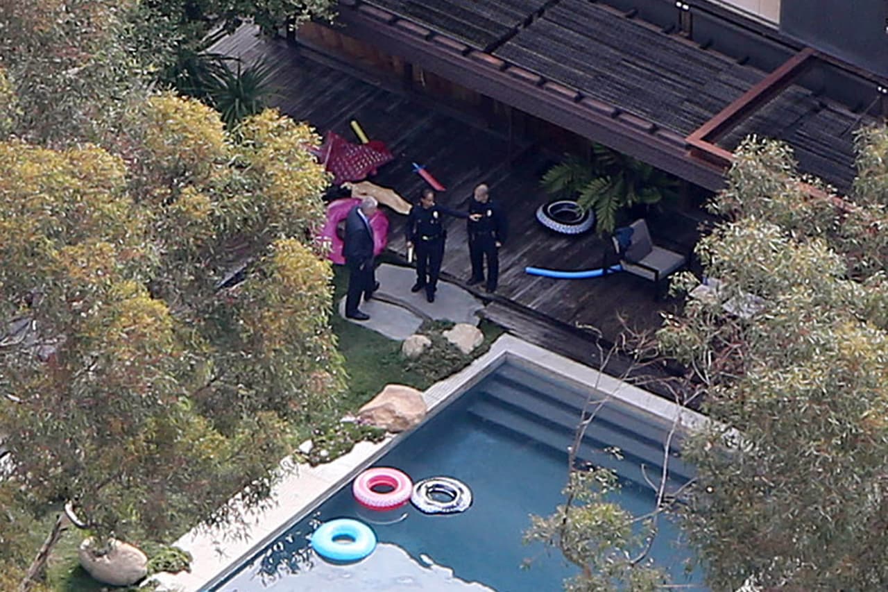 El portal ABC reportó que ya ha sido identificado el hombre que encontraron muerto en la casa de la famosa.