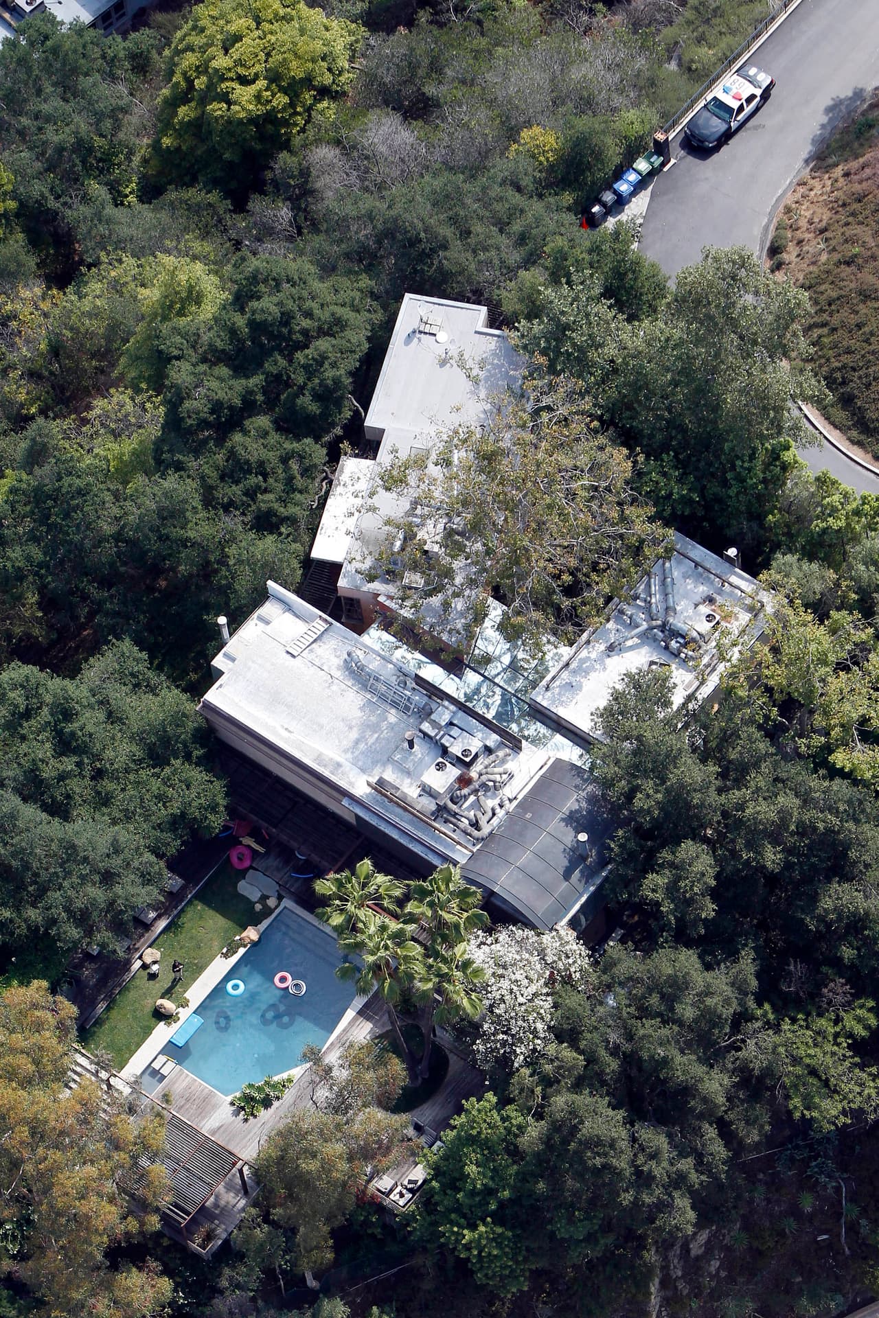 En esta hermosa mansión las hijas de Demi constantemente organizaban fiestas que se extendían por varios días.